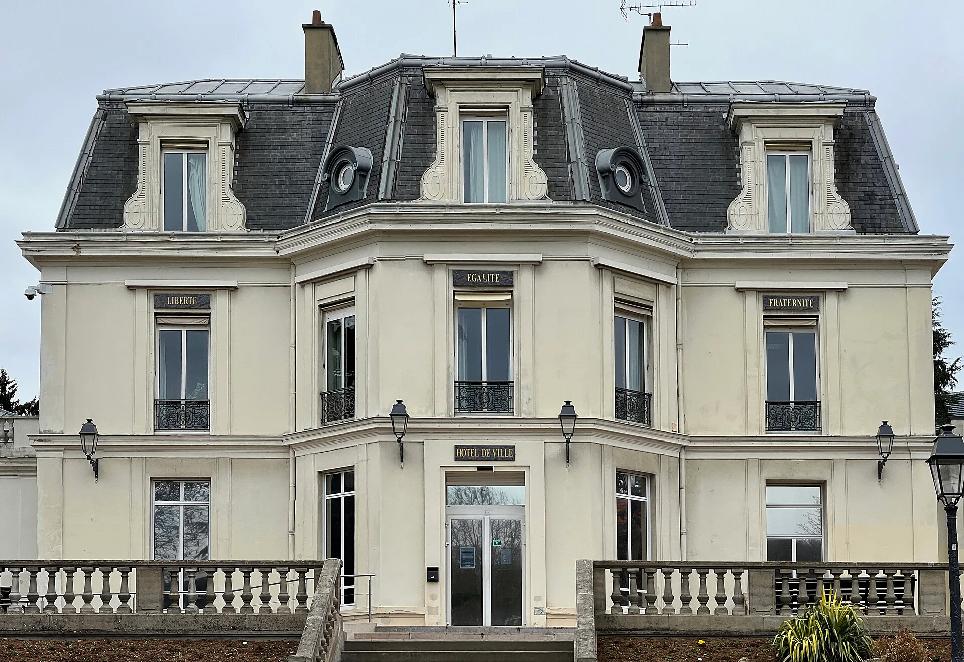 Entreprise de nettoyage après décès à Chaville : un service essentiel pour gérer une situation délicate