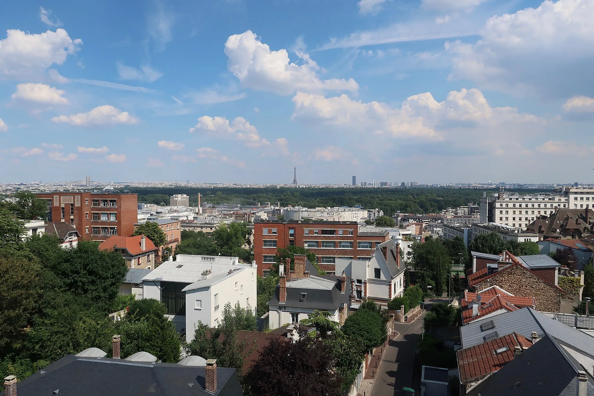Entreprise de nettoyage après décès à Suresnes : un accompagnement indispensable dans un moment difficile